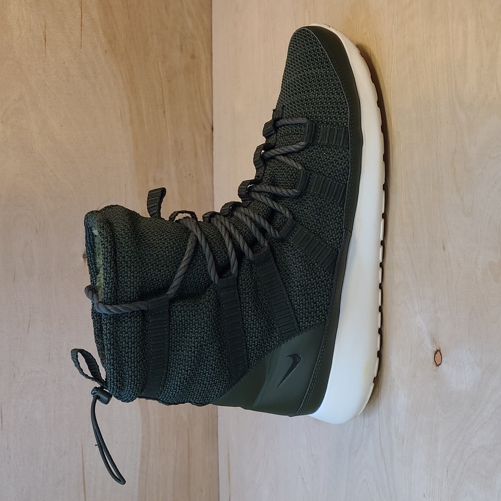 Nike Roshe One Hi Dark Green Sneaker Boots